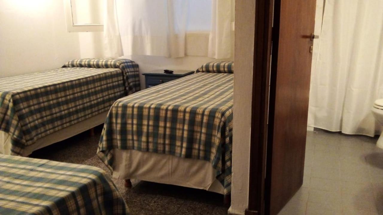 Hosteria Sajonia Villa Gesell Exteriér fotografie